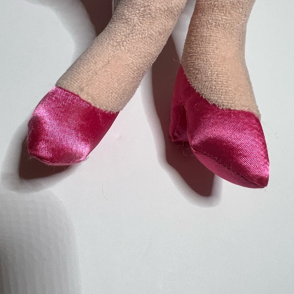 Disney The Muppets Miss Piggy Plush - Picture 8 of 11